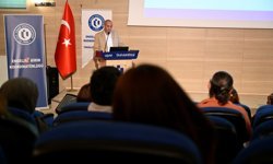Uşak’ta akademik personele ‘özel gereksinimi olan öğrenciler’ için farkındalık eğitimi verildi