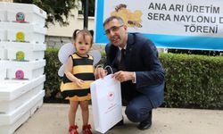 Uşak’ta örtü altı arıcılık yapan toplam 105 üreticiye sera naylonu desteği sağlandı