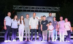 Uşaklı öğrenciler eğitim döneminin yorgunluğunu Atapark’ta attı
