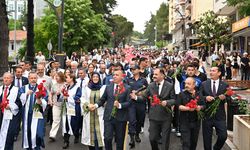Demirci Meslek Yüksek Okulu'nda mezuniyet coşkusu
