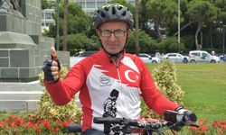 Hatay’a deprem şehitlerini anmak için bisikletiyle gidecek olan Orhan Kotluk için uğurlama töreni yapıldı
