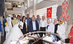 Uşak’ın en büyük ilçesi Banaz’da Halk Eğitim Merkezi; yıl sonu sergisi açtı