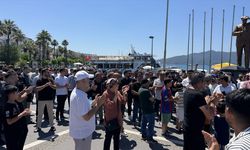 Marmaris’te çarşı esnafının yaptığı ‘gölgelik’ protestosu biber gazıyla son buldu