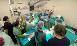 Uşak Üniversitesi'nde büyük cerrahi operasyon başarısı!