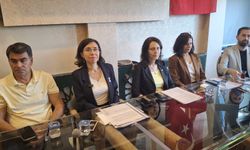Uşak Belediye Başkan Vekili ve Başkan Yardımcıları, vatandaşı ilgilendiren tüm konulara açıklık getirmeye çalıştı