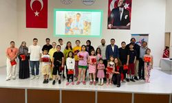 Uşak'taki diyabetli çocukların sorunları sempozyumda masaya yatırıldı
