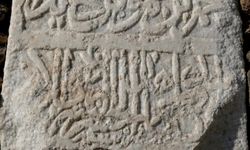 Taşlara yazılmış koca bir tarih: Uşak Sirge'de Germiyanoğlu dönemine ait gizemli kitabe