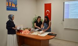 Uşak’ta yenidoğan yoğun bakım ünitelerinde görev yapan sağlık personeline eğitim düzenlendi