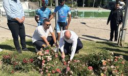 Şehit Ömer Halisdemir için Niğde'ye giden bisikletliler Afyon'a ulaştı