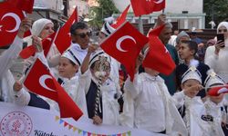 Kütahya’da Vakıflar Bölge Müdürlüğü tarafından toplu sünnet şöleni yapıldı