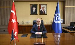Rektör Demir: Uşak Üniversitesi'nde ülkesine bağlı nesiller yetiştiriyoruz