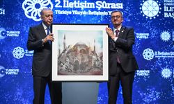 Dezenformasyonla mücadele hakikati koruma meselesidir