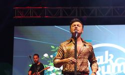 Kütahya Belediyesi, DMD hastası Metahan'a destek için Zakkum konserini organize etti