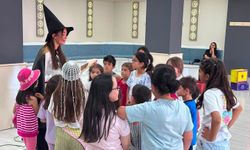 Uşak Belediyesi Şehit Eren Bülbül Dikilitaş Mahallesi Konağı'nda çocuklara yönelik eğitici ve eğlenceli etkinlik