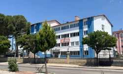 Uşak Eşme Şehit Cemalettin Avcı Lisesi, yeni eğitim yılına hazır
