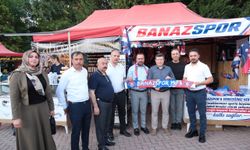 AK Parti Uşak İl Teşkilatı, ilki düzenlenen Banaz Esnaf Festivali'ne katıldı