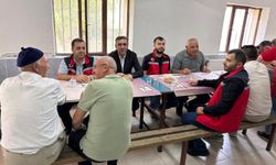 Uşak'ın Yeşildere, Gökçedal, Külköy, Çiftlik, Salmanlar, Saracık ve Gedikler köylerini ziyaret ettiler