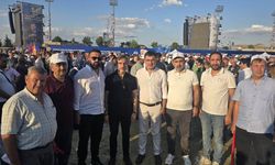 AK Parti Uşak Merkez İlçe Başkanlığı, 25 yıl programı için Ankara'daydı!
