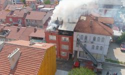Kütahya Yunus Emre Mahallesi'ndeki ev yangını söndürüldü