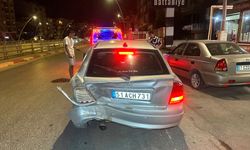 Uşak Kemalöz Mahallesi'nde kaza! 2'si çocuk 6 kişi yaralandı!