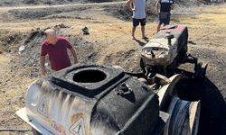 Fethiye'de orman yangınına müdahaleye destek veren kişinin traktörü yandı