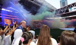 Cumhurbaşkanı Erdoğan, Galatasaray stadında düzenlenen TÜGVA Yaz Okulları Finali'nde gençlere seslendi