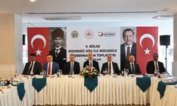 Uşak Valisi Serdar Kartal, düzensiz göçle mücadele toplantısına katıldı