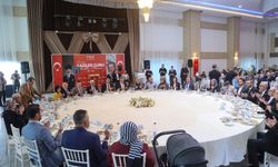 Uşak'taki gaziler ve şehit aileleriyle yemekte buluştu