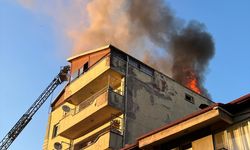 Uşak Banaz Başaran Caddesi'nde 6 katlı binada yangın
