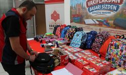 Kütahya'daki 350 öğrenciye kırtasiye malzemesi desteği