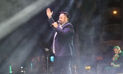 Hüseyin Kağıt, Kulalı vatandaşlara konser verdi