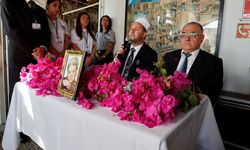 Sanat Güneşi Zeki Müren, aramızdan ayrılalı 30 yıl oldu