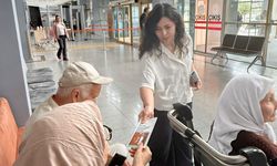 Uşak Eğitim ve Araştırma Hastanesi'nde Alzheimer'e karşı farkındalık etkinliği yapıldı