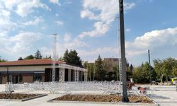Uşak Üniversitesi ve kent merkezi arasında konserler için ücretsiz servis kaldırılacak