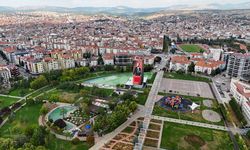 Uşak'ta 20 yıl önce hazırlanan planın yarısının dahi gerçekleşmediğini ifade etti