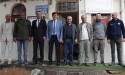 Kütahya Belediye Başkanı Kahveci, Evliya Çelebi Mahallesi'ndeki çalışmalarla ilgili mahallelinin görüşlerini aldı