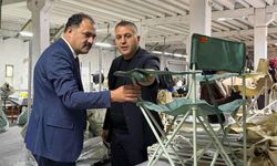 Demirci'de kamp sandalyesi üreten Altınyer, 80 olan istihdamı 100'e çıkarmayı hedefliyor