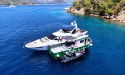 Fethiye'deki deniz süpürgesi ve atık alım gemisinden görüntüler paylaştı! Denizler mis gibi olacak