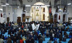 Öğrenciler ve velileri, tarihi Kütahya Ulu Camii'nde buluştu