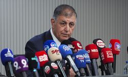 AK Parti'ye geçen Cemil Tugay'dan suya indirim sinyali
