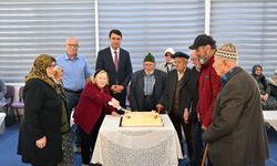 Uşak Valisi Kartal, Huzurevi sakinleriyle buluştu