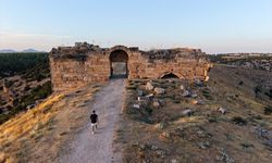 Uşak Ulubey Blaundos'taki 2 bin 500 yıllık kutsal alan ortaya çıkarıldı