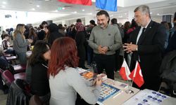 Uşak Üinversitesi'nde Erasmus Günleri kapsamında çeşitli programlar yapılıyor