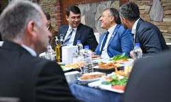 Uşak Valisi Kartal, şehit aileleri ve gazilerle buluştu