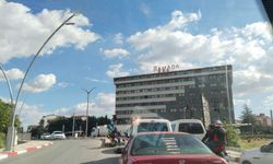 Araya kaynak yapan sürücüler, Uşak'taki trafik yükünü artırıyor