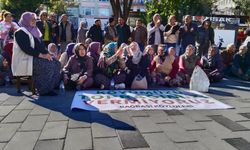 Uşak Bağbaşı köyü sakinleri, oturma eylemi başlattılar