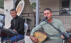 Selendili sanatçı Mehmet Yum, kendine has yorumu ve tarzıyla 2027'de de yoğun rağbet görecek