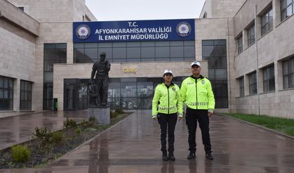 Afyonkarahisar'da polis baba ve kızı birlikte çalışıyor