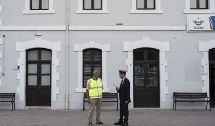 Uşak Tren Garı'ndan Tevfik Doğan trenlerin güvenliğini sağlıyor