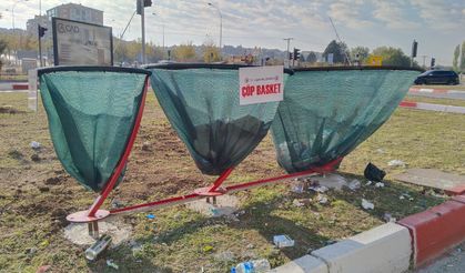 Uşak'ta çöp basket tutmadı